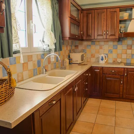 Holiday home Emily, Soothing Experience, Perfect Getaway Gardelades