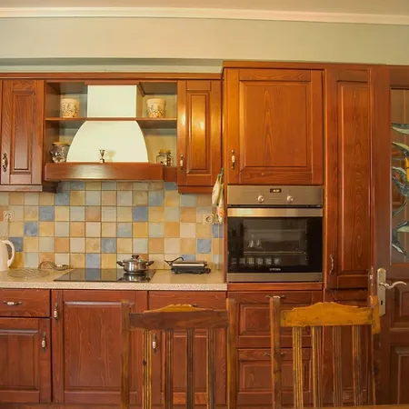 Emily, Soothing Experience, Perfect Getaway