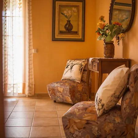 Emily, Soothing Experience, Perfect Getaway Semesterbostad *
