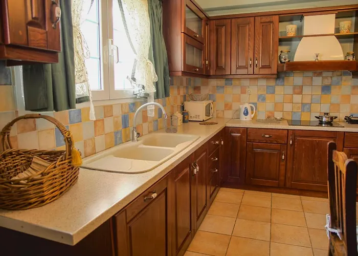 Vakantiehuis Emily, Soothing Experience, Perfect Getaway Gardeládes