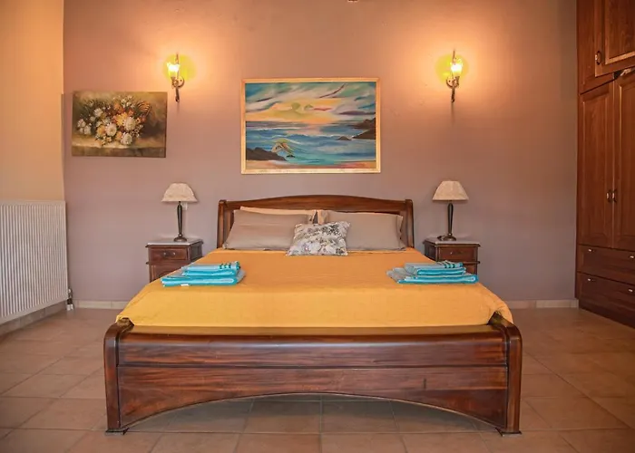 Дом отдыха Emily, Soothing Experience, Perfect Getaway Gardelades
